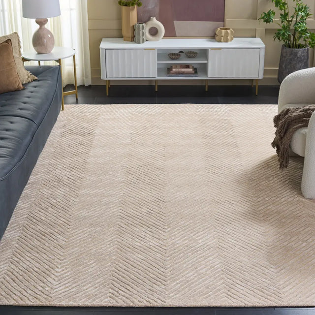 Safavieh Glamour 8'-0" x 10'-0" Rug in Beige