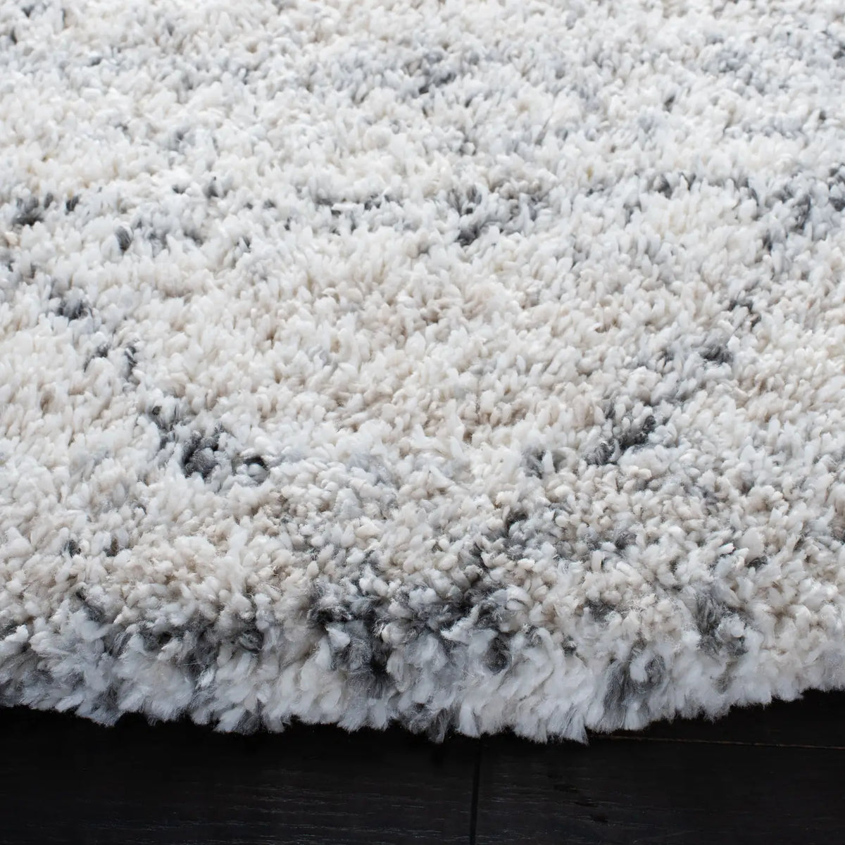 Safavieh Fontana Shag  800 10'-0" x 10'-0" Rug in Grey / Ivory