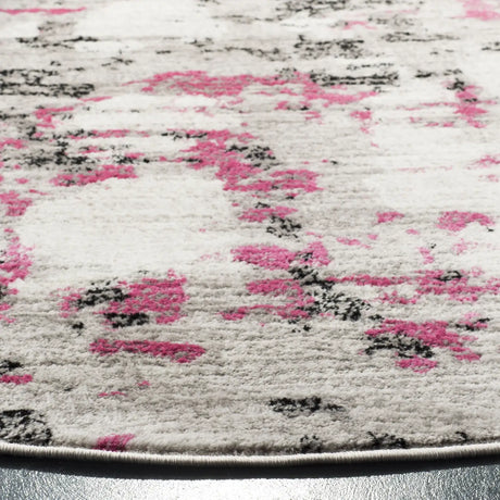 Safavieh Skyler 6'-7" x 6'-7" Rug in Grey / Pink