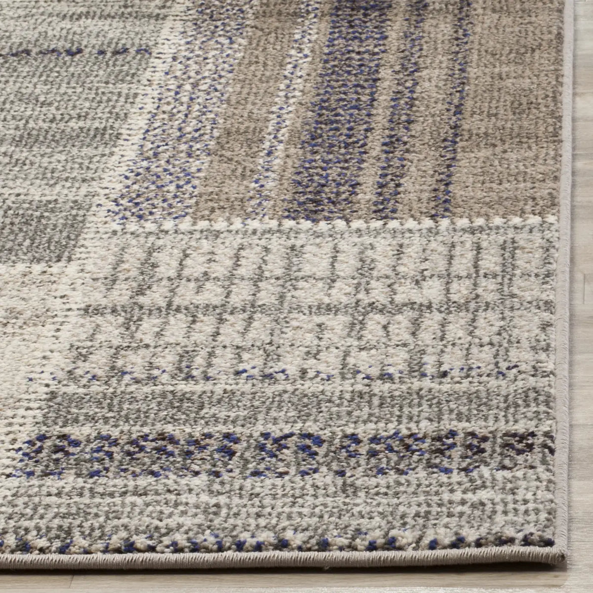 Safavieh Monaco 4'-0" x 5'-7" Rug in Grey / Multi