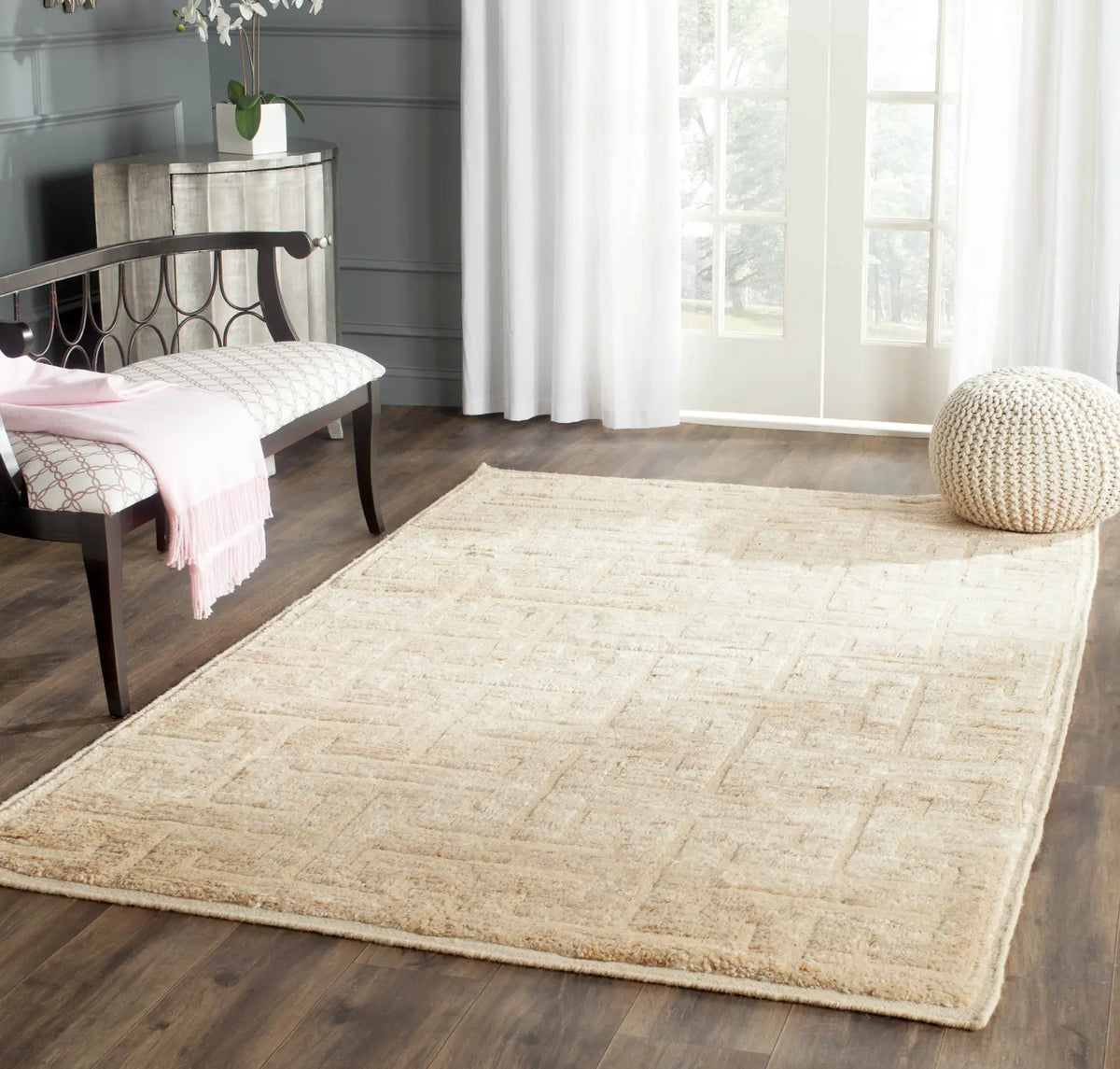 Safavieh Tangier 5'-0" x 8'-0" Rug in Ivory / Beige