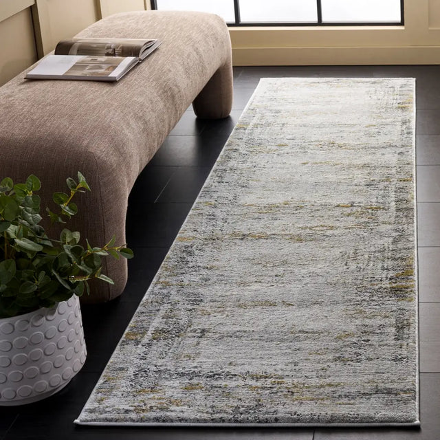 Safavieh Craft 2'-3" x 8'-0" Rug in Grey / Gold