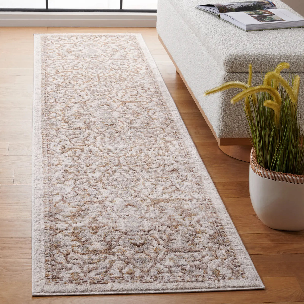 Safavieh Palma 2'-2" x 11'-0" Rug in Beige / Brown