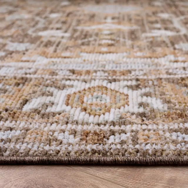 Safavieh Vintage Westwood 6'-3" x 6'-3" Rug in Brown / Beige Ivory