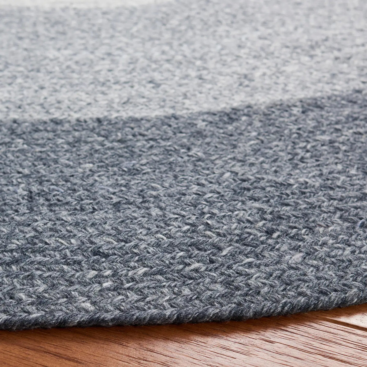 Safavieh Braided 5'-0" x 5'-0" Rug in Dark Grey / Ivory