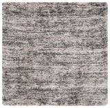 Safavieh Iceland Shag 5'-3" x 5'-3" Rug in Cream / Grey