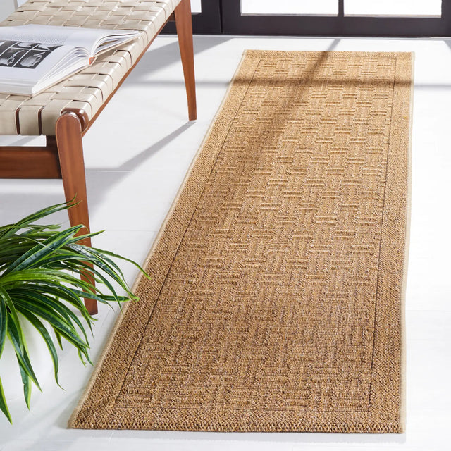 Safavieh Palm Beach 2'-0" x 8'-0" Rug in Natural