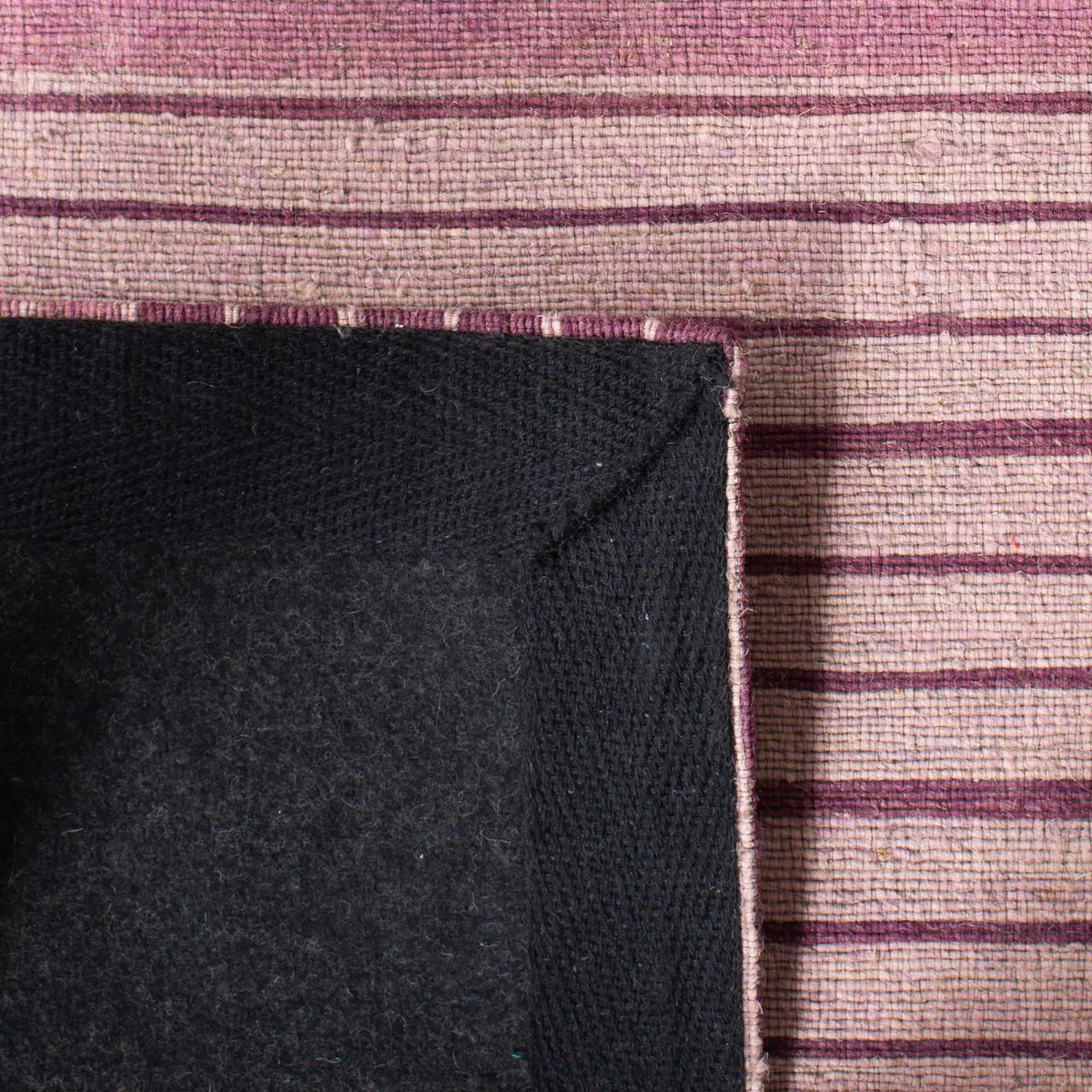 Safavieh Marbella 5'-0" x 8'-0" Rug in Lilac