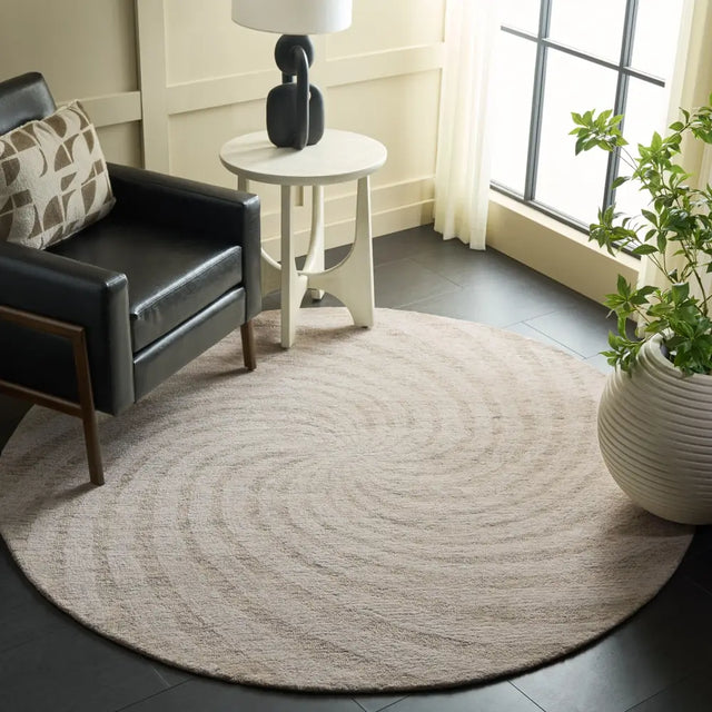 Safavieh Novelty 6'-0" x 6'-0" Rug in Grey / Beige