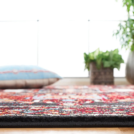Safavieh Vintage Hamadan 4'-0" x 6'-0" Rug in Red / Black