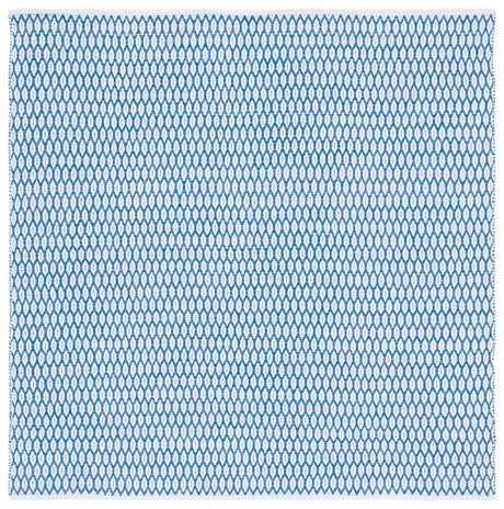 Safavieh Montauk 6'-0" x 6'-0" Rug in Blue / Ivory