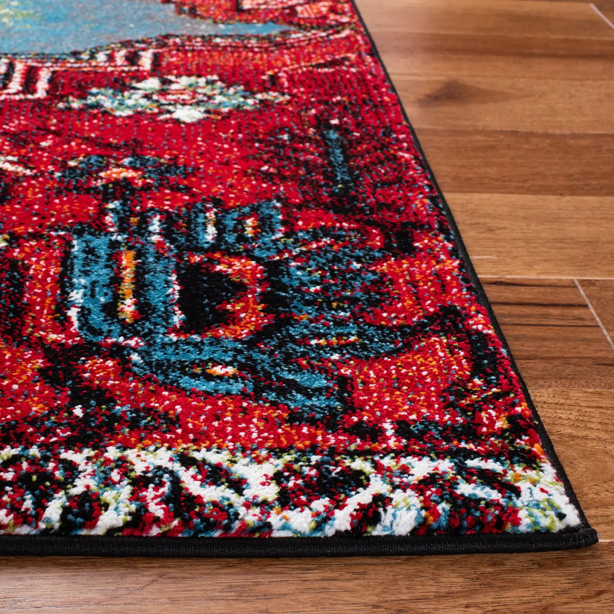 Safavieh Vintage Hamadan 4'-0" x 6'-0" Rug in Blue / Red