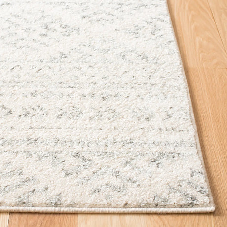 Safavieh Tulum 4'-0" x 6'-0" Rug in Ivory / Grey