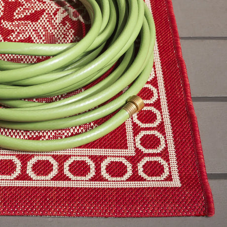Safavieh Courtyard 4'-0" x 5'-7" Rug in Red / Natural