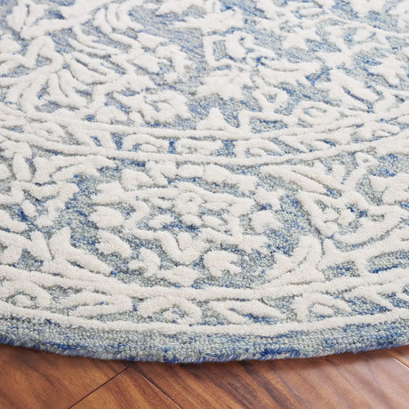 Safavieh Metro 6'-0" x 6'-0" Rug in Blue / Ivory
