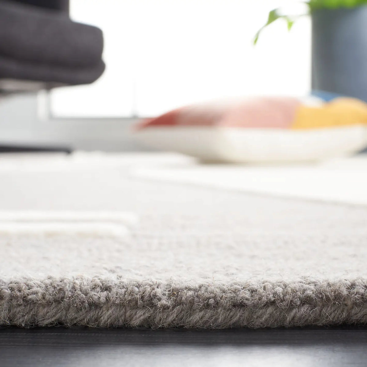 Safavieh Rodeo Drive 4'-0" x 6'-0" Rug in Grey / Ivory