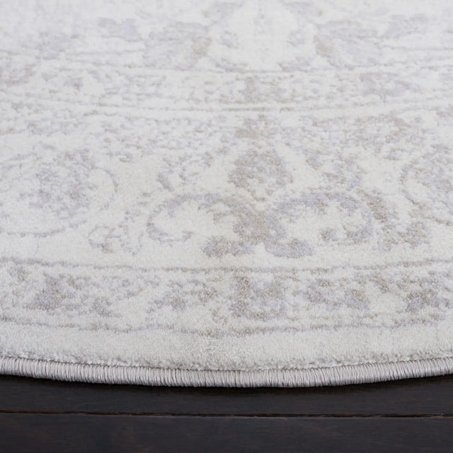 Safavieh Carnegie 6'-7" x 6'-7" Rug in Cream / Light Grey
