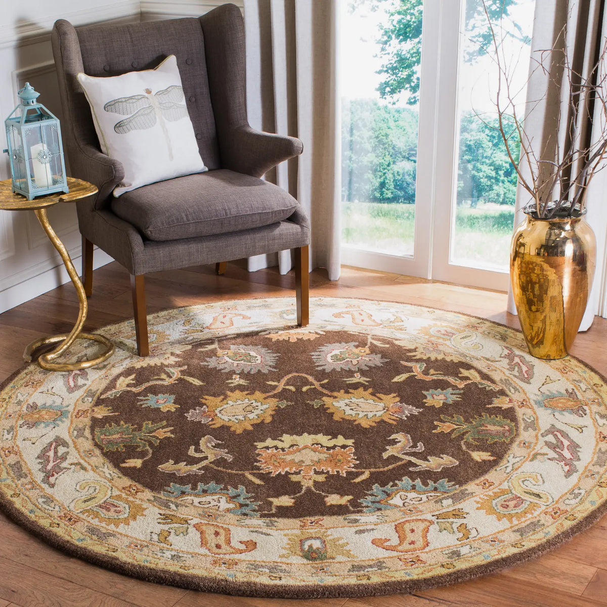 Safavieh Bergama 6'-0" x 6'-0" Rug in Brown / Ivory