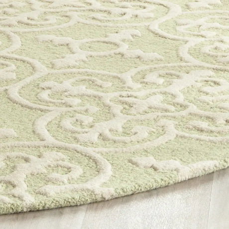 Safavieh Cambridge 6'-0" x 6'-0" Rug in Light Green / Ivory