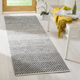 Safavieh Montauk 2'-3" x 10'-0" Rug in Black / Ivory