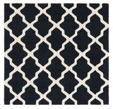 Safavieh Cambridge 6'-0" x 6'-0" Rug in Black / Ivory