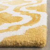 Safavieh Dip Dye 2'-3" x 6'-0" Rug in Gold / Ivory