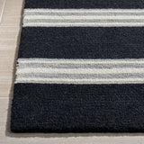 Safavieh Metro 4'-0" x 6'-0" Rug in Black / Ivory