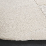 Safavieh Fifth Avenue 6'-0" x 6'-0" Rug in Ivory