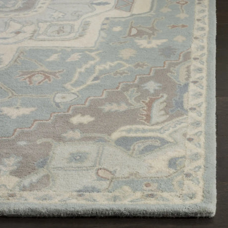 Safavieh Heritage 5'-0" x 8'-0" Rug in Blue / Ivory