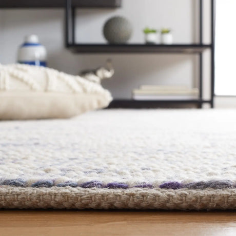 Safavieh Natura 4'-0" x 6'-0" Rug in Blue / Ivory