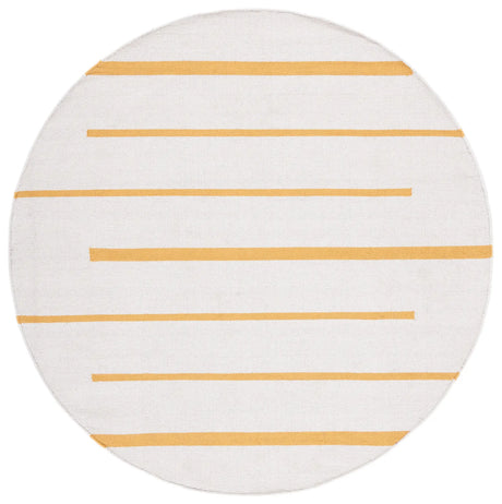 Safavieh Montauk 6'-0" x 6'-0" Rug in Ivory / Gold