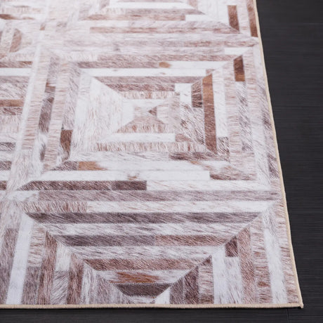 Safavieh Faux Hide 4'-0" x 6'-0" Rug in Beige / Brown