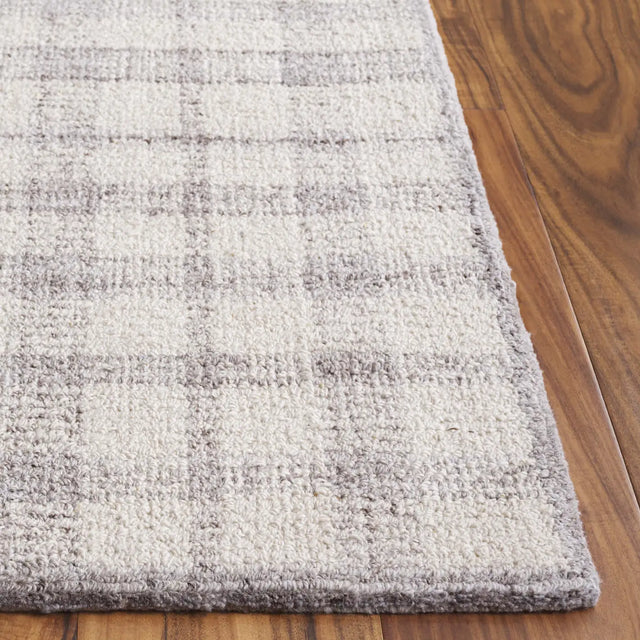 Safavieh Abstract 4'-0" x 6'-0" Rug in Ivory / Silver