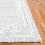 Safavieh Glamour 4'-0" x 6'-0" Rug in Silver / Ivory