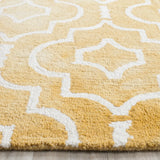 Safavieh Dip Dye 6'-0" x 9'-0" Rug in Gold / Ivory