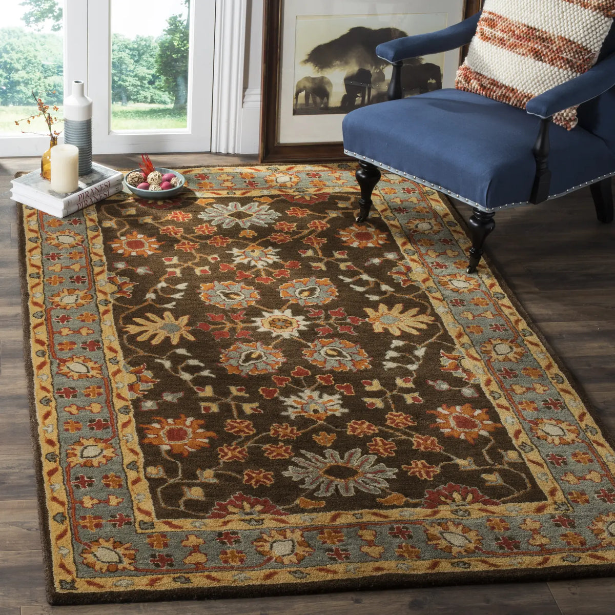 Safavieh Heritage 4'-0" x 6'-0" Rug in Charcoal / Blue
