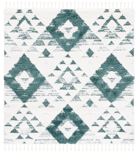 Safavieh Moroccan Tassel Shag 6'-7" x 6'-7" Rug in Green / Ivory