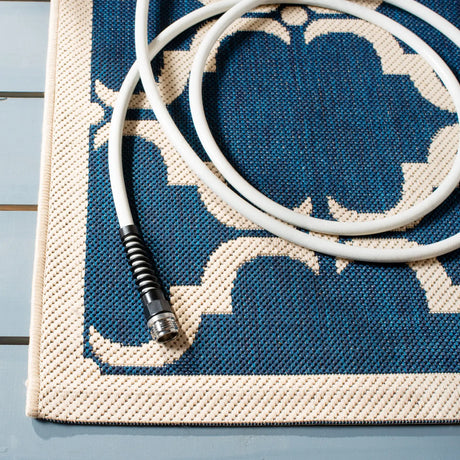 Safavieh Courtyard 4'-0" x 5'-7" Rug in Navy / Beige