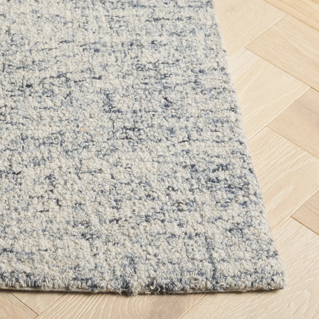 Safavieh Abstract 4'-0" x 6'-0" Rug in Light Blue / Ivory