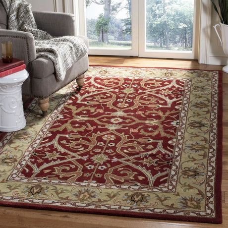 Safavieh Heritage 4'-0" x 6'-0" Rug in Red / Gold