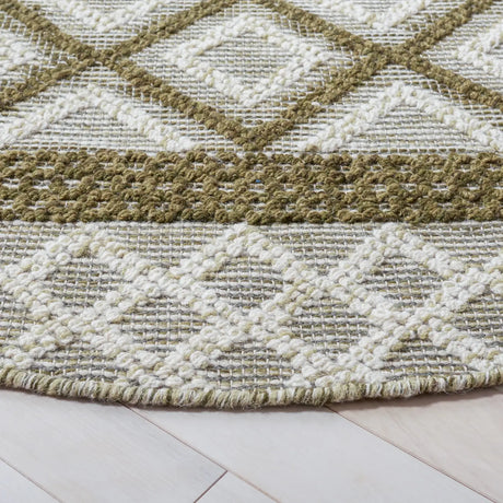Safavieh Vermont 6'-0" x 6'-0" Rug in Ivory / Dark Green