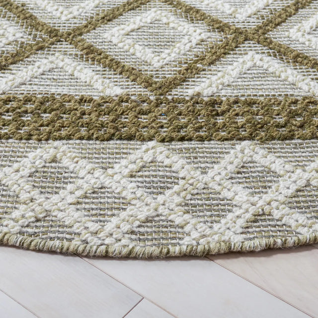 Safavieh Vermont 6'-0" x 6'-0" Rug in Ivory / Dark Green