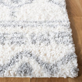 Safavieh Parma Shag 4'-0" x 6'-0" Rug in Ivory / Grey