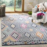 Safavieh Evoke 4'-0" x 6'-0" Rug in Navy / Ivory