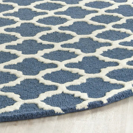 Safavieh Cambridge 6'-0" x 6'-0" Rug in Navy / Ivory