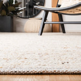 Safavieh Natura 4'-0" x 6'-0" Rug in Ivory / Light Grey