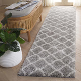 Safavieh Tahoe Shag 2'-0" x 9'-0" Rug in Grey / White