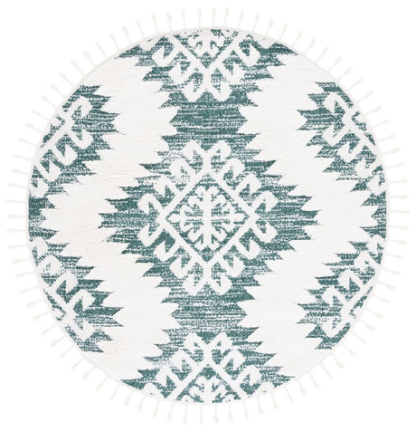 Safavieh Moroccan Tassel Shag 6'-7" x 6'-7" Rug in Green / Ivory