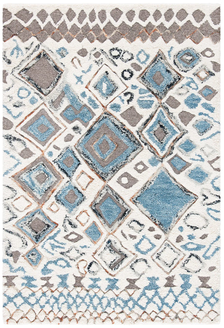Safavieh Casablanca Shag 4'-0" x 6'-0" Rug in Beige / Navy