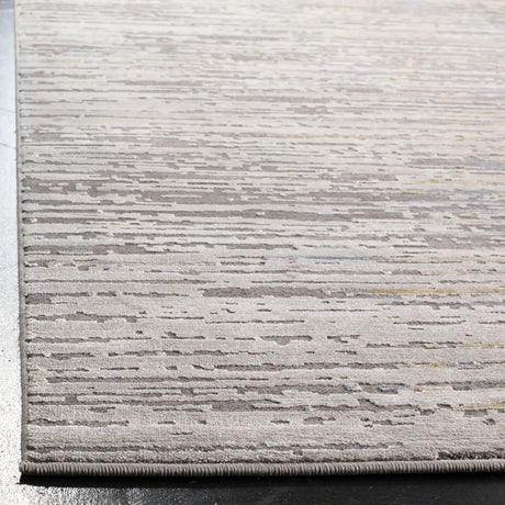 Safavieh Meadow 100 5'-3" x 7'-6" Rug in Grey / Gold